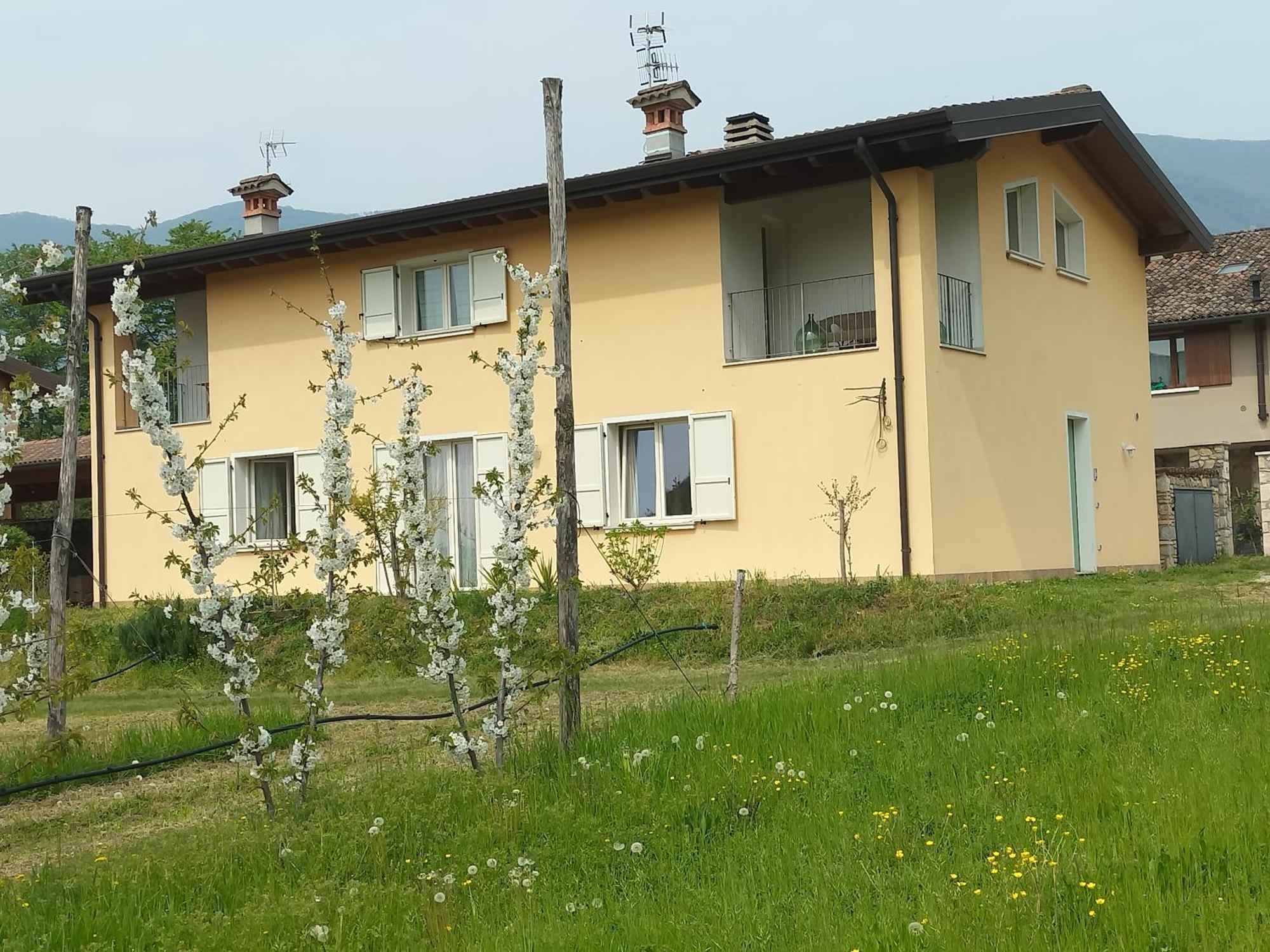 Cascina Legnago Bilocale A 6 Chilometri Da Salo' Lejlighed Villanuova sul clisi Eksteriør billede